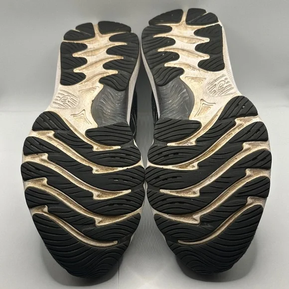 ASICS | Gel-Nimbus 23 - Size 8.5 - Picture 4 of 7